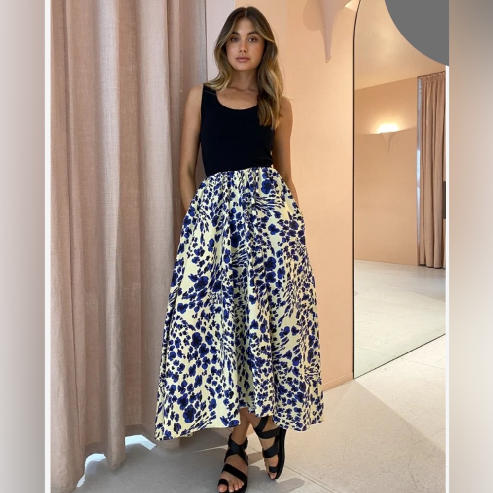 Camilla and Marc Nadine Skirt w/pockets. , sold out online.